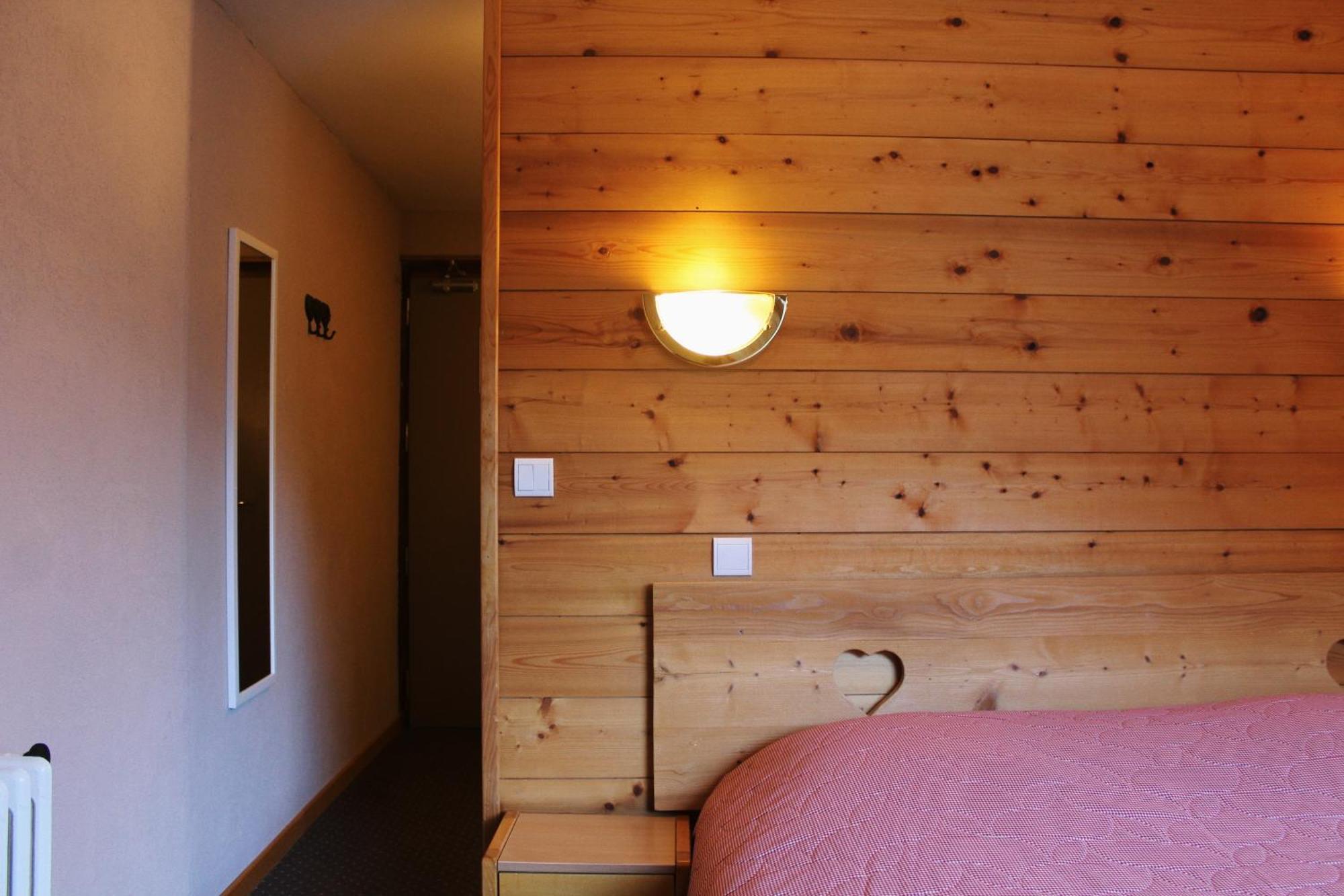 Le Roitelet Hotel Chatel Exterior photo